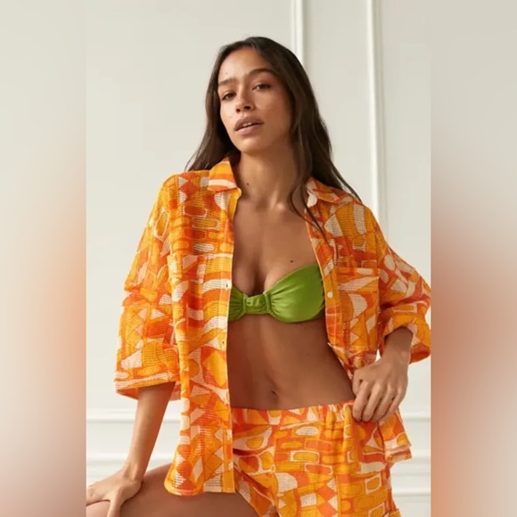 Urban Outfitters. Out from under beach front button down. - Picture 1 of 1